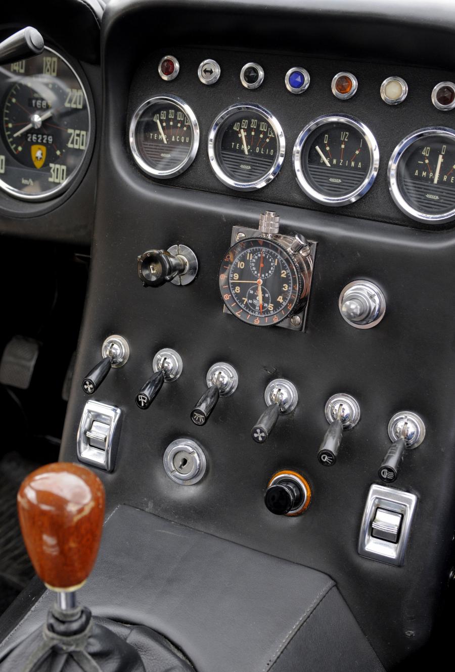  Lamborghini 350 GT 1966 года  (фото 2 из 13)
